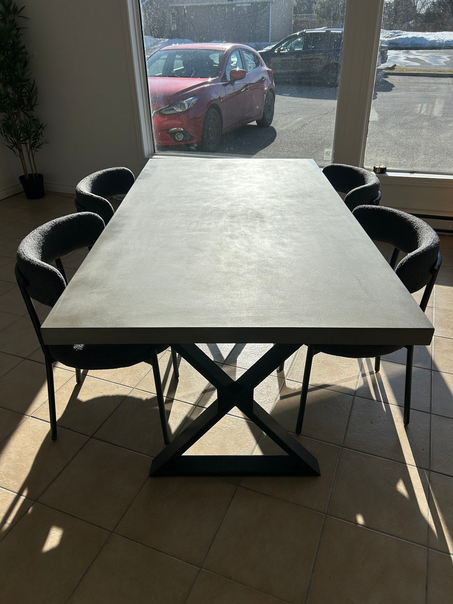 NEUF Table de Cuisine en Vrai Béton avec 4 Chaises