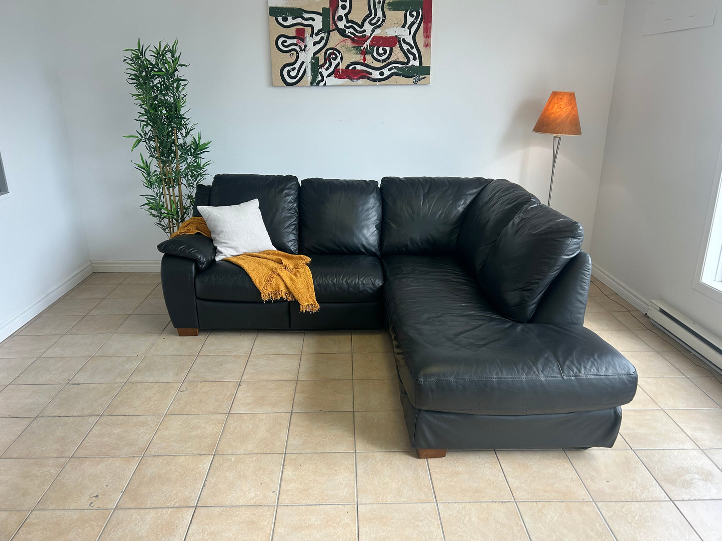 Divan sectionnel inclinable Natuzzi en cuir véritable noir
