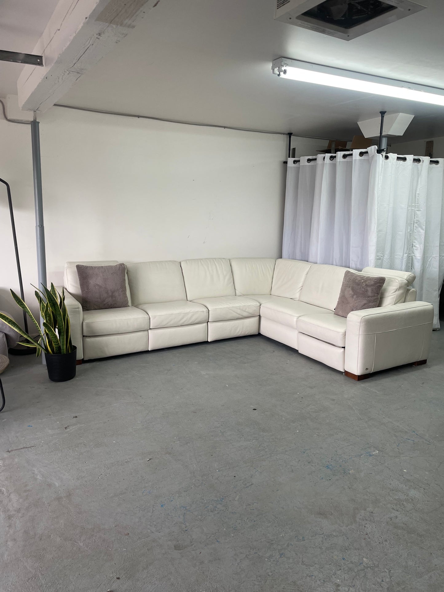 Sectionnel ItalSofa en cuir véritable blanc